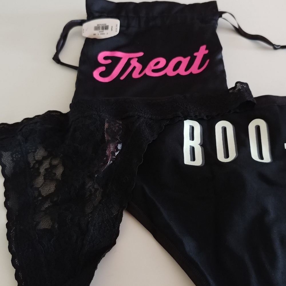 Victoria Secret Black lingerie set trick treat